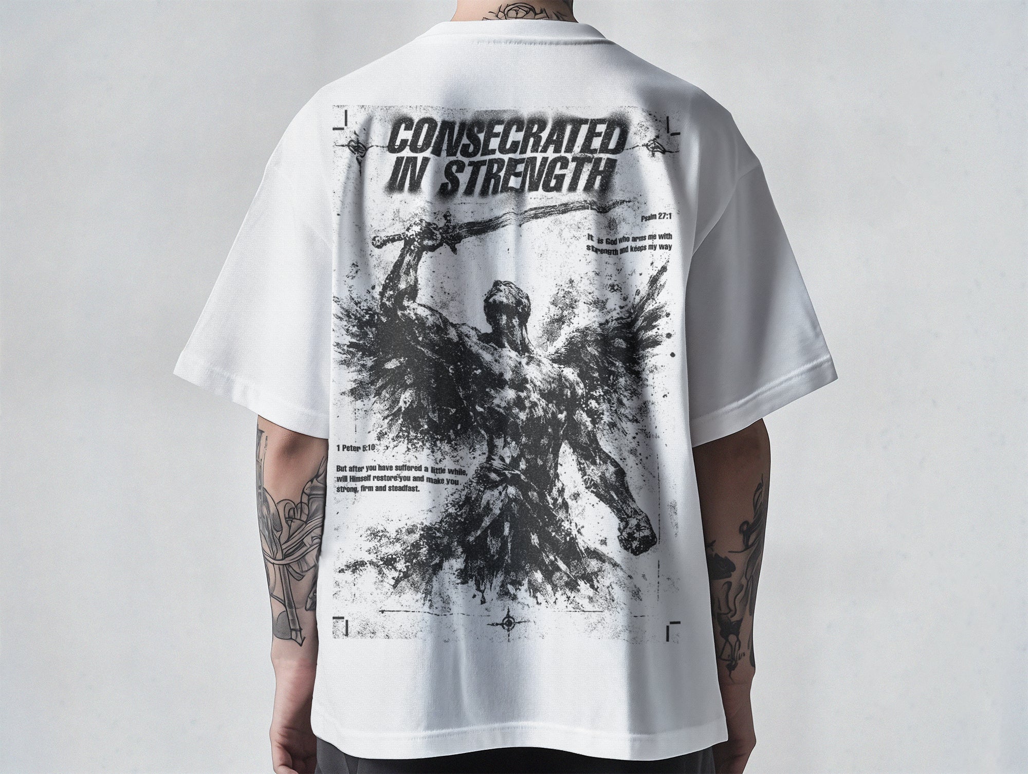 "Consecrated in strenght" Oversize Tee